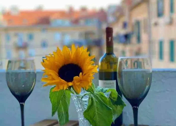 Apartamento Center - Lovely And Spacious 2bdrm Split