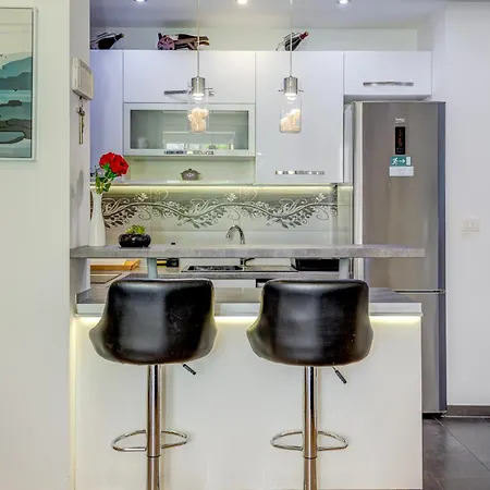 Center - Lovely And Spacious 2bdrm * Spalato