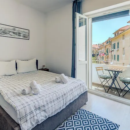 Center - Lovely And Spacious 2bdrm Spalato