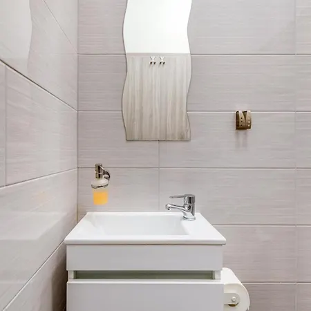 Center - Lovely And Spacious 2bdrm Apartmán Split