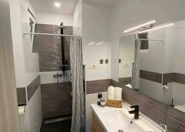 Apartmán Center - Lovely And Spacious 2bdrm