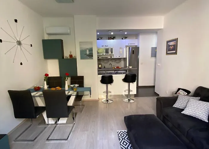 Apartmán Center - Lovely And Spacious 2bdrm Split