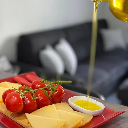 Apartament Center - Lovely And Spacious 2bdrm *